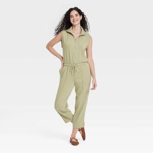 Universal Thread Leisure Studio Fleece Jumpsuit in Cream Size XL NWT